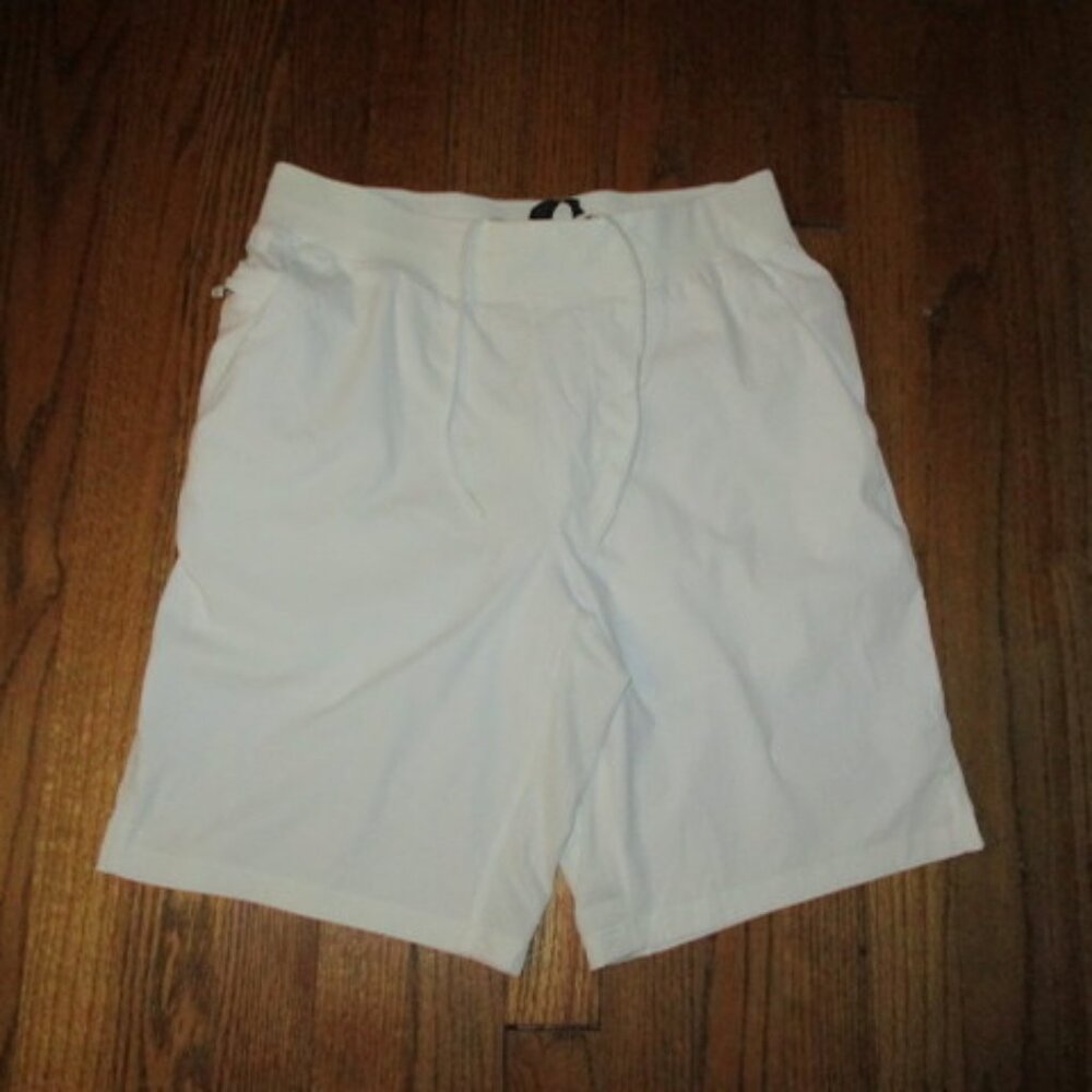 Lululemon White Lined Jogging Shorts M - image 1
